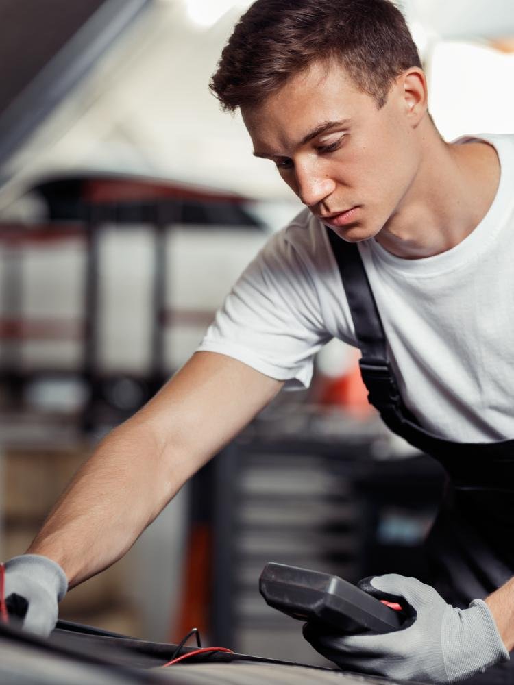 AutoExplain – Automotive Training & Repair Tips for Technicians