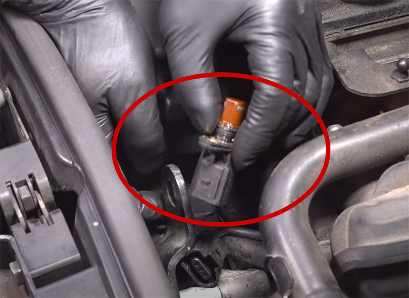 Faulty Camshaft Sensor- cause of p0010 audi dtc