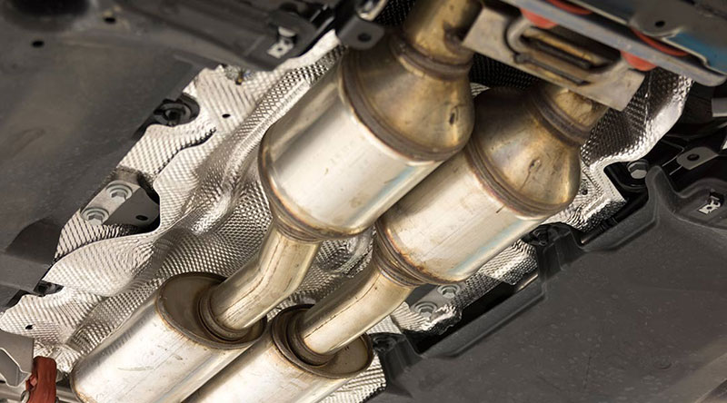 what is a catalytic converter​