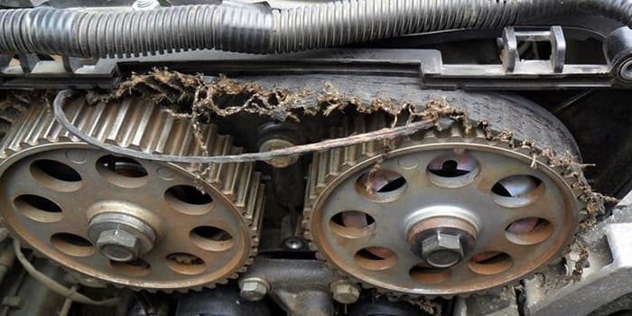 Causes of Audi P0016 Error: Timing Belt Issues