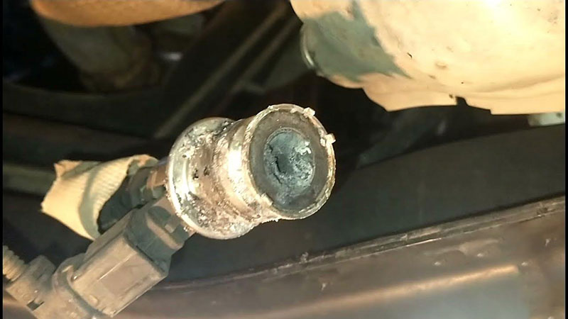 cause of p13df09 mercedes: Faulty AdBlue Injector