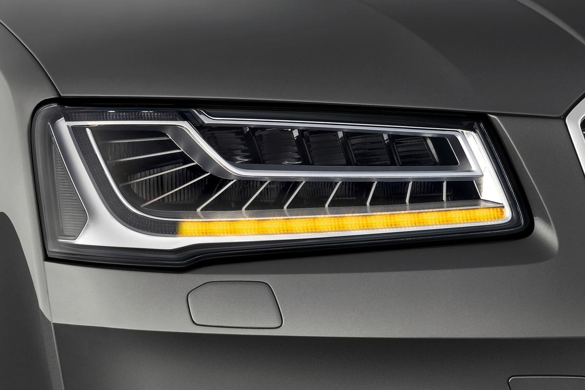 Audi Dynamic Turn Signals