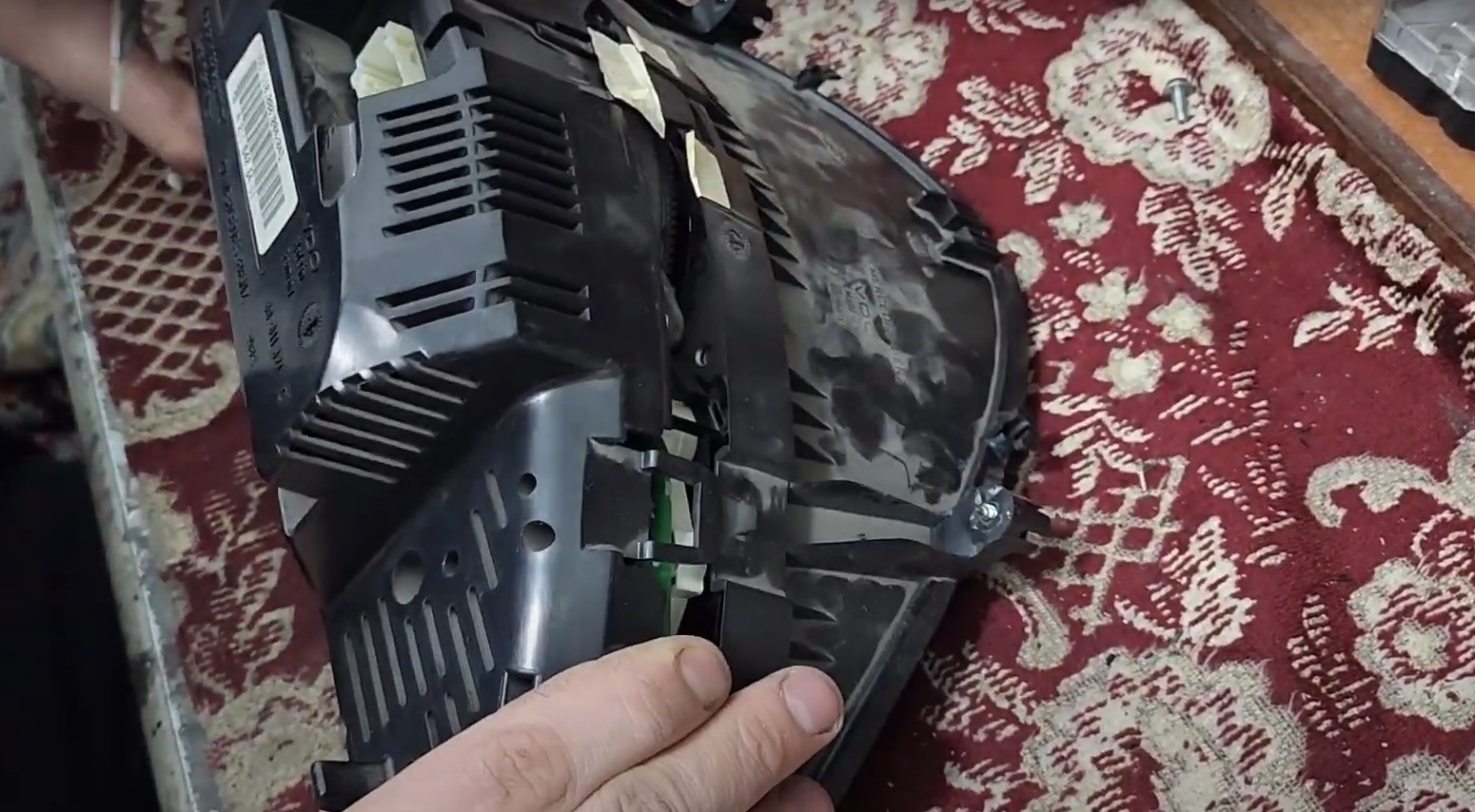 how to replace Mercedes instrument cluster 2