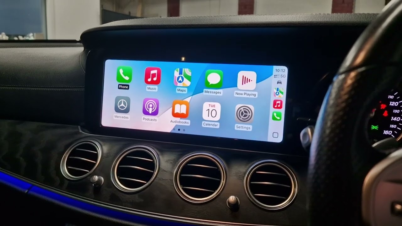 activate Apple Carplay Mercedes